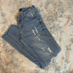 Fashion nova crop distress Jeans